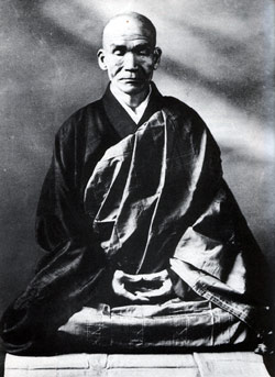 Kodo Sawaki en posture de Zazen